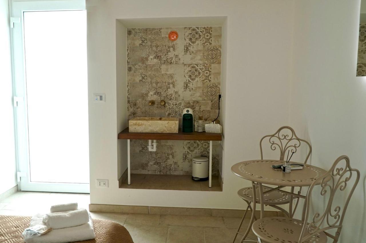 Suite 141 - Luxury B&B Monopoli Exterior photo